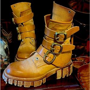 AS98 HUTTON Reserved for Roma